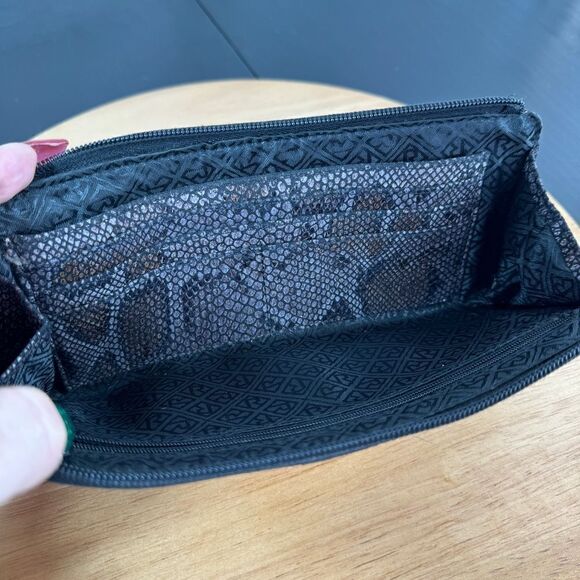 Relic by Fossil Faux Snake Skin Wristlet Clutch Wallet - Picture 8 of 9